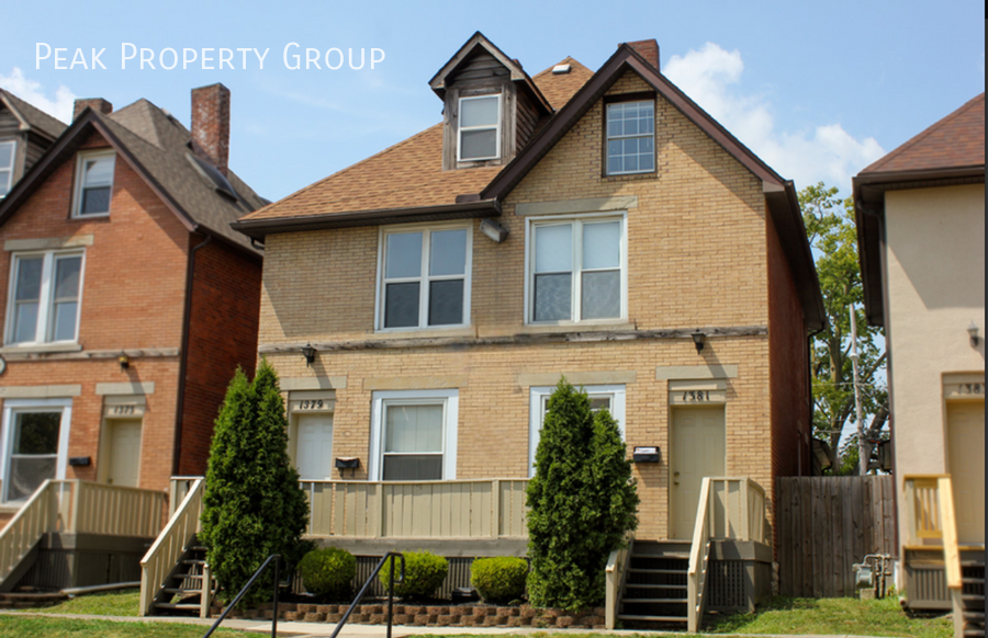 Columbus Condo: 1379 Indianola Avenue