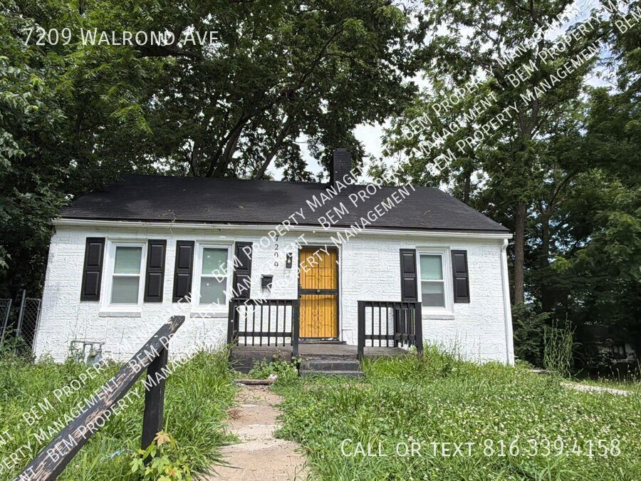 Kansas City House: 7209 Walrond Ave