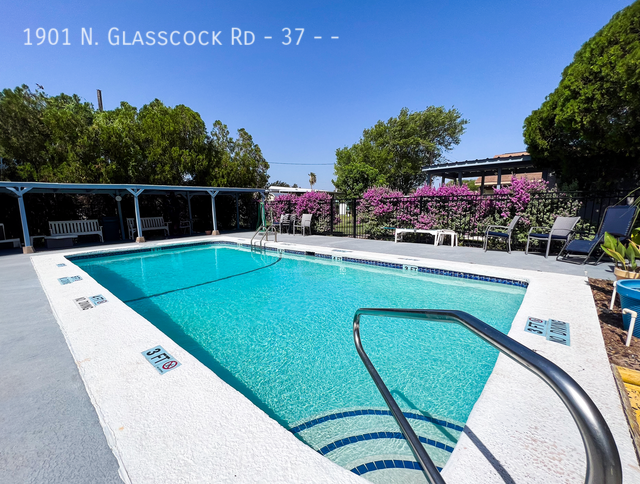 Mission House: 1901 N. Glasscock Rd - 37