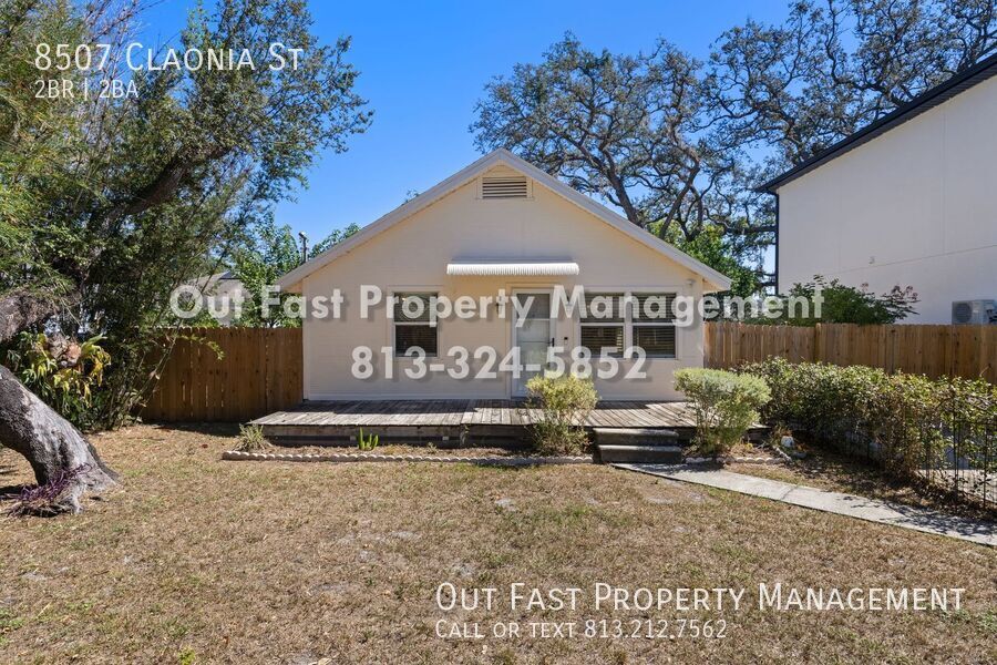 Tampa House: 8507 Claonia St