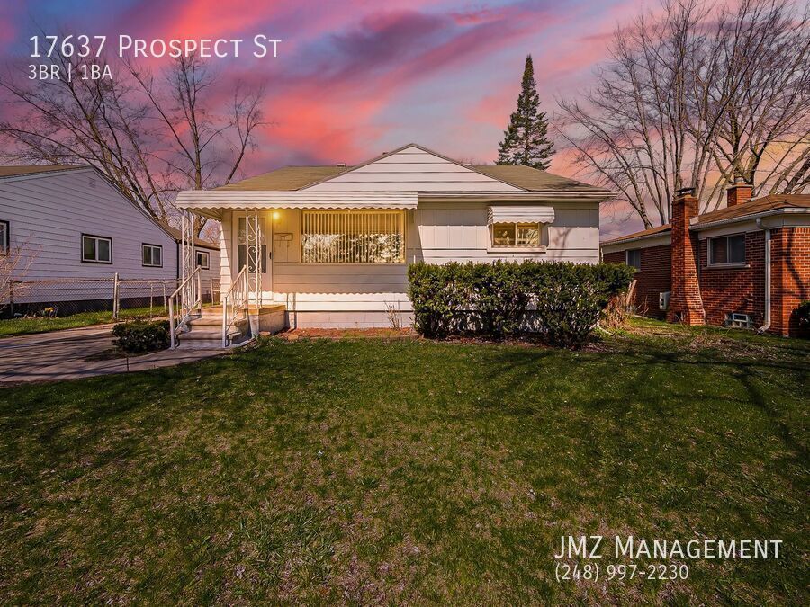 Melvindale House: 17637 Prospect St