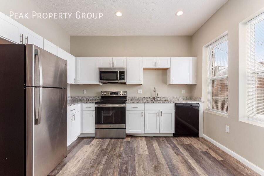 Columbus Condo: 1363 Summit Street